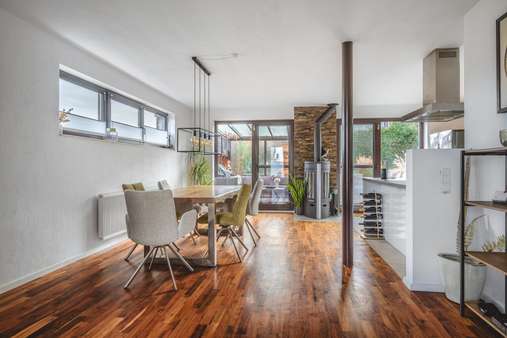 Essbereich Ansicht 1 Essbereich Ansicht 1 - Einfamilienhaus in 52078 Aachen mit 170m² kaufen