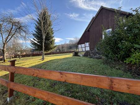 seitliche Strassenansicht seitliche Strassenansicht - Einfamilienhaus in 52156 Monschau mit 114m² kaufen