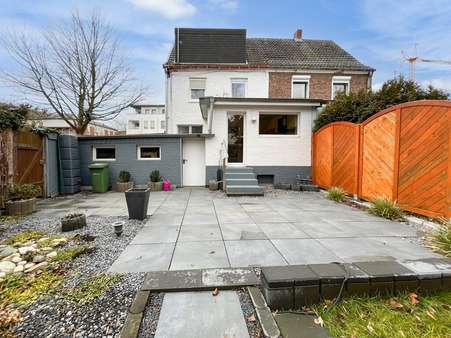 Hinteransicht - Einfamilienhaus in 52134 Herzogenrath mit 120m² kaufen