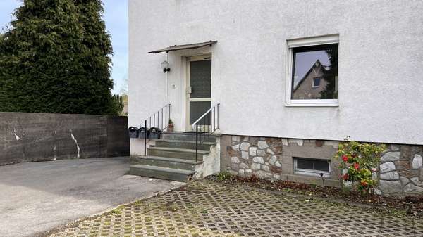 Hauseingang - Mehrfamilienhaus in 52222 Stolberg mit 202m² als Kapitalanlage kaufen