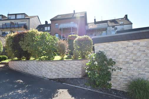 Rückansicht - Mehrfamilienhaus in 52223 Stolberg mit 238m² als Kapitalanlage kaufen