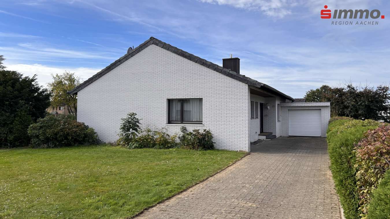 Titelbild - Einfamilienhaus in 52477 Alsdorf mit 110m² kaufen