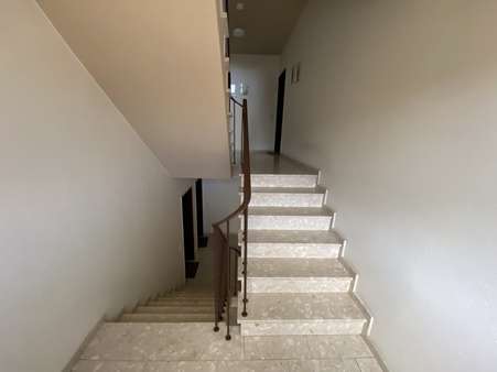 Treppenhaus - Etagenwohnung in 52146 Würselen mit 58m² kaufen