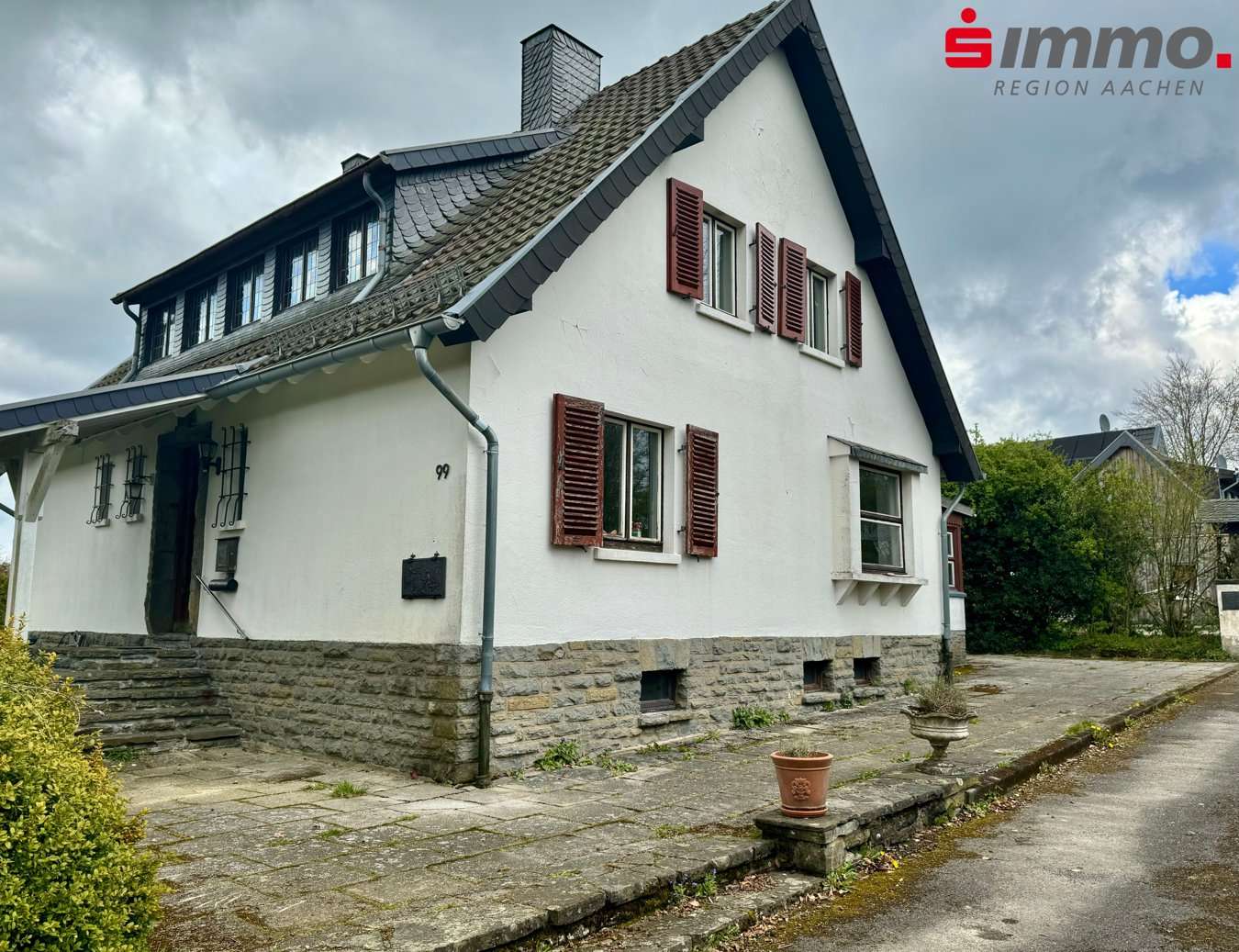 Titelbild - Einfamilienhaus in 52156 Monschau mit 164m² kaufen