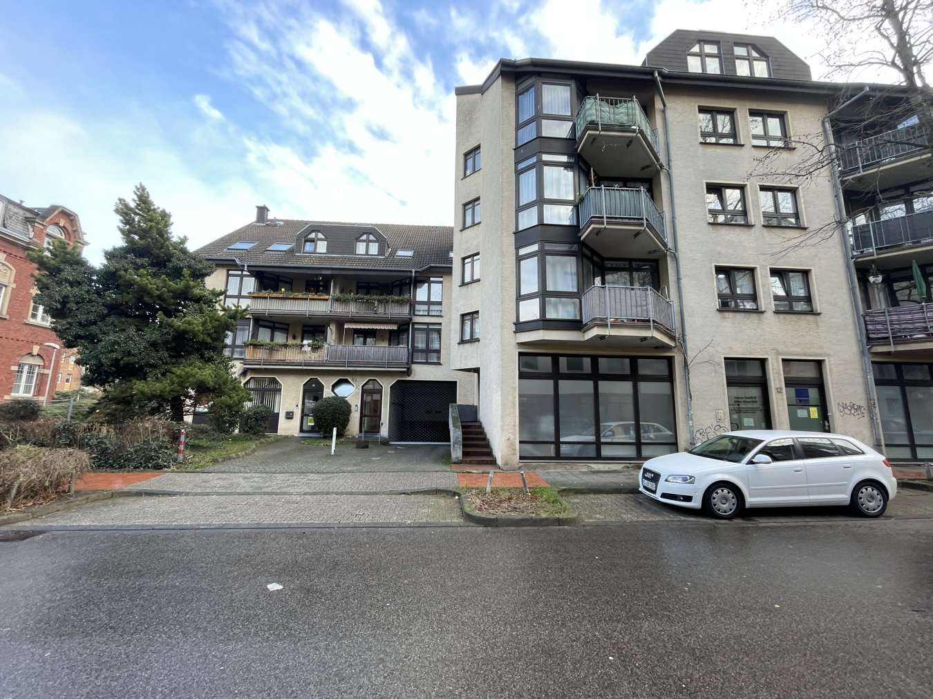 Front - Mehrfamilienhaus in 52070 Aachen mit 1079m² als Kapitalanlage kaufen
