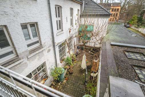 gemütliche Innenhof - Wohn- / Geschäftshaus in 52062 Aachen mit 278m² als Kapitalanlage kaufen