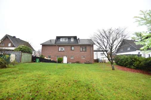Gartenansicht - Einfamilienhaus in 52156 Monschau mit 172m² kaufen