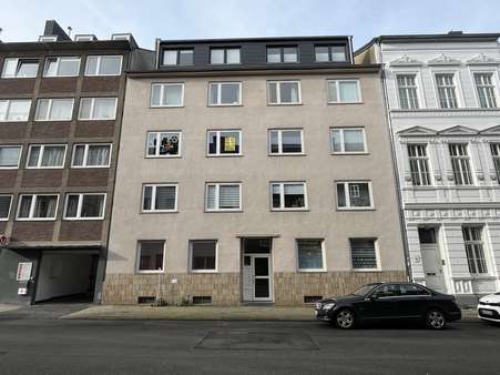 Frontansicht - Etagenwohnung in 52070 Aachen mit 80m² kaufen