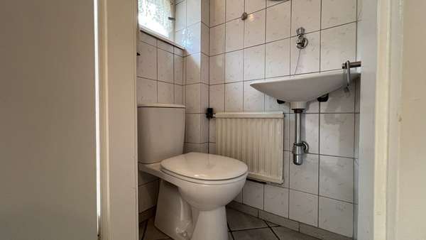 Gäste WC EG - Einfamilienhaus in 52080 Aachen mit 83m² kaufen