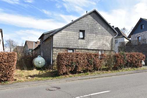 Strassenansicht (2) - Einfamilienhaus in 52156 Monschau mit 180m² kaufen