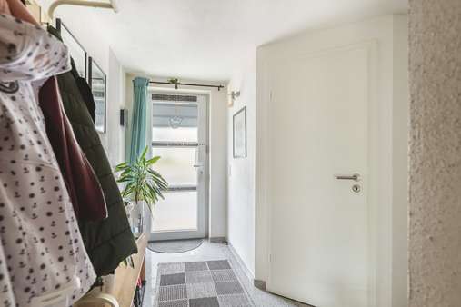 Flur und Eingang - Einfamilienhaus in 52156 Monschau mit 200m² kaufen