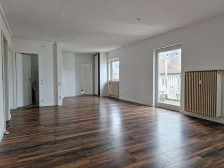 Wohnraum - Etagenwohnung in 52064 Aachen mit 82m² kaufen
