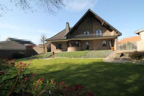 Rückansicht - Einfamilienhaus in 52441 Linnich-Ederen mit 211m² kaufen