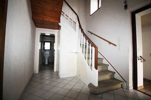 Flur  - Einfamilienhaus in 52477 Alsdorf-Kellersberg mit 107m² kaufen