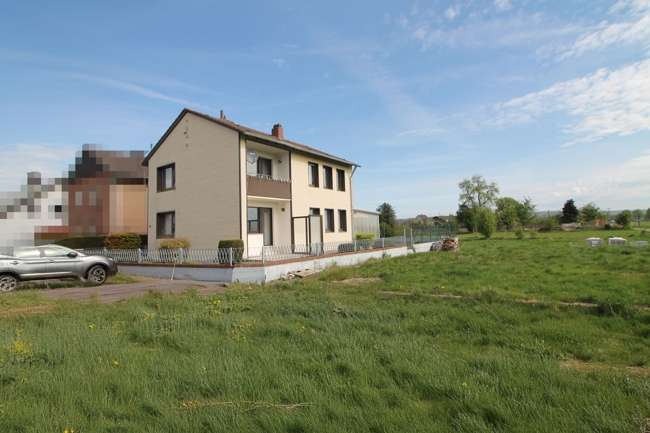Straßenansicht Straßenansicht - Zweifamilienhaus in 52428 Jülich-Altenburg mit 124m² kaufen