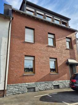 Haus 2 Haus 2 - Zweifamilienhaus in 52355 Düren-Gürzenich mit 406m² kaufen