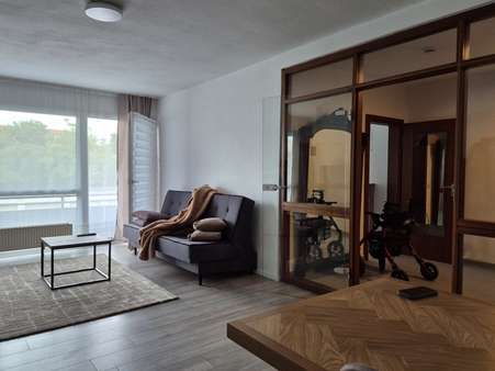 Wohnzimmer Wohnzimmer - Etagenwohnung in 52351 Düren mit 64m² kaufen