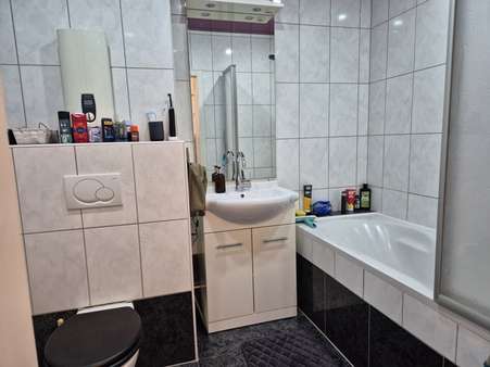 Bad Bad - Etagenwohnung in 52351 Düren mit 72m² kaufen