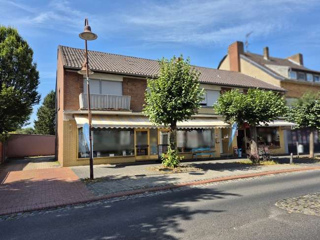 Straßenansicht - Haus in 52457 Aldenhoven mit 165m² als Kapitalanlage kaufen