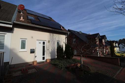 Vorderansicht  - Einfamilienhaus in 52379 Langerwehe-Zentralort mit 107m² kaufen