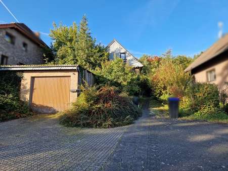 Straßenansicht - Einfamilienhaus in 52385 Nideggen-Rath mit 199m² kaufen