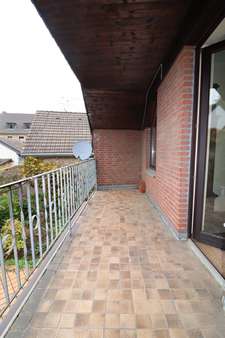 Balkon ebenfalls vorhanden - Reihenendhaus in 52379 Langerwehe mit 125m² günstig kaufen