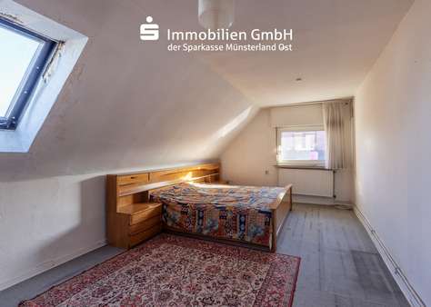 Schlafzimmer - Doppelhaushälfte in 48159 Münster mit 79m² kaufen