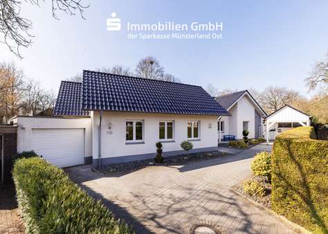 Vorderansicht - Zweifamilienhaus in 48346 Ostbevern mit 270m² kaufen