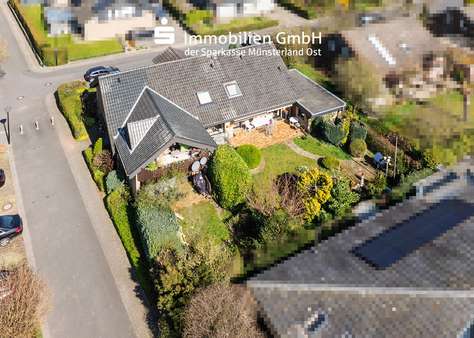 Vogelperspektive - Mehrfamilienhaus in 48351 Everswinkel mit 244m² als Kapitalanlage kaufen
