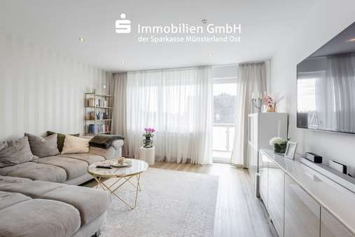 Wohnzimmer - Etagenwohnung in 59302 Oelde mit 85m² kaufen
