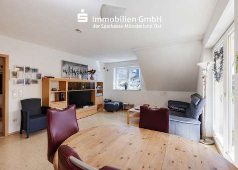 Wohnzimmer im Obergeschoss Wohnzimmer im Obergeschoss - Maisonette-Wohnung in 48151 Münster mit 114m² kaufen