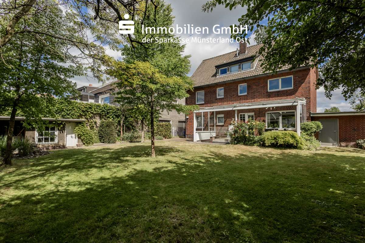 Rückansicht - Zweifamilienhaus in 59302 Oelde mit 149m² kaufen