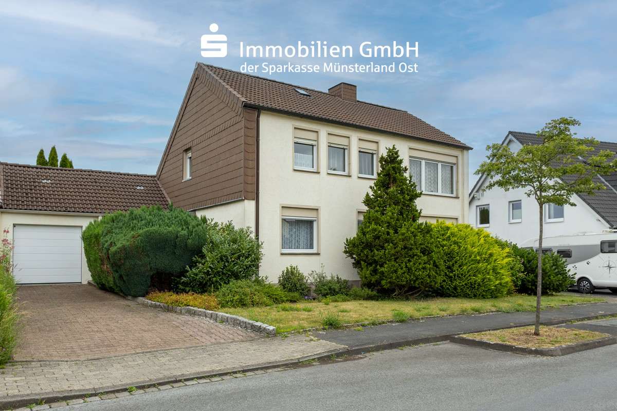 Vorderansicht - Zweifamilienhaus in 59269 Beckum mit 127m² kaufen
