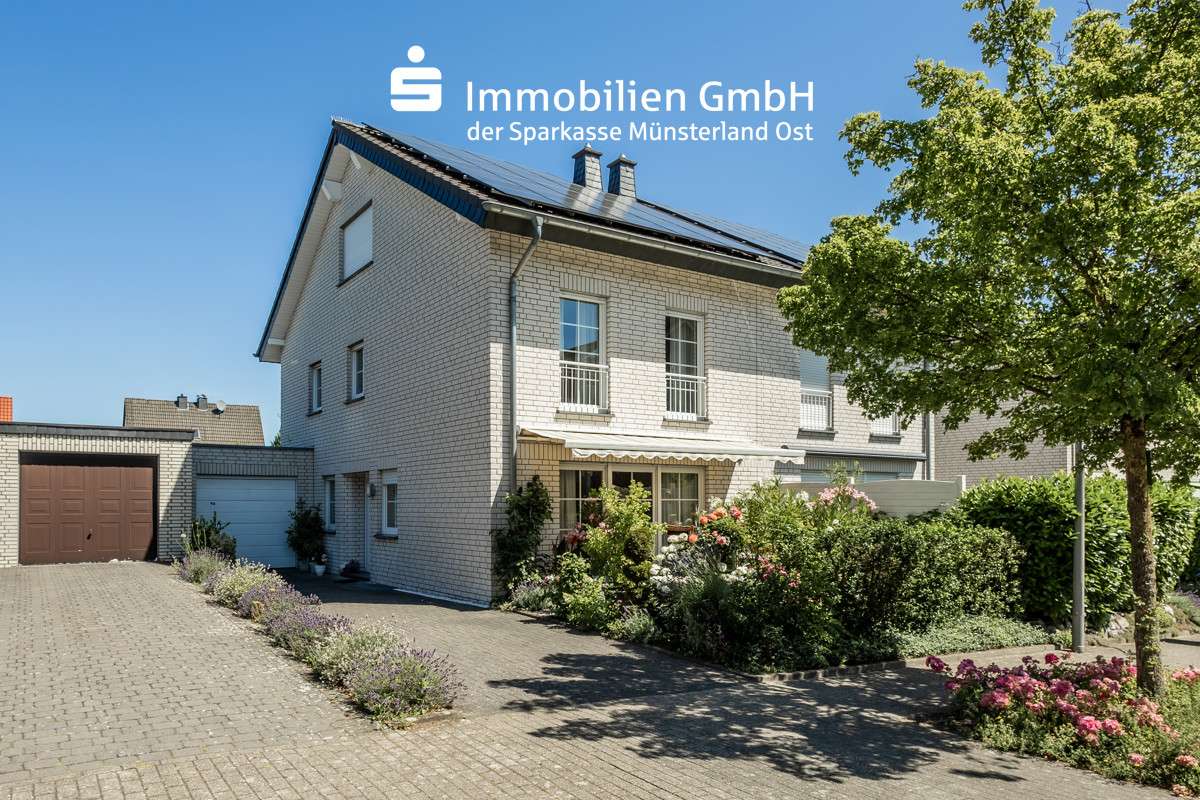 Vorderansicht Vorderansicht - Doppelhaushälfte in 59269 Beckum mit 95m² kaufen