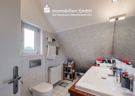 Badezimmer Badezimmer - Maisonette-Wohnung in 48149 Münster mit 98m² kaufen