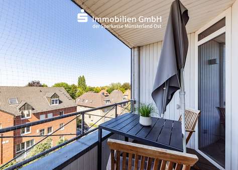 Balkon - Dachgeschosswohnung in 48165 Münster mit 63m² kaufen