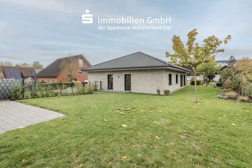 Rückansicht - Bungalow in 59269 Beckum mit 188m² kaufen