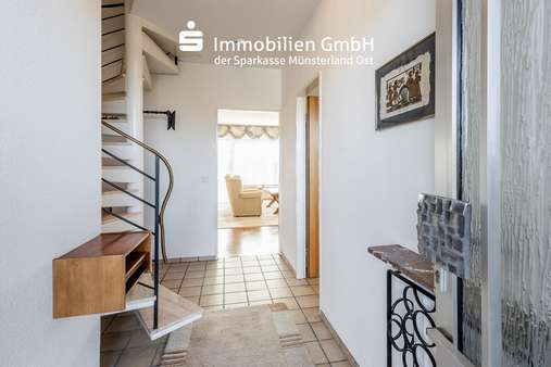 Flur - Maisonette-Wohnung in 59269 Neubeckum mit 96m² kaufen