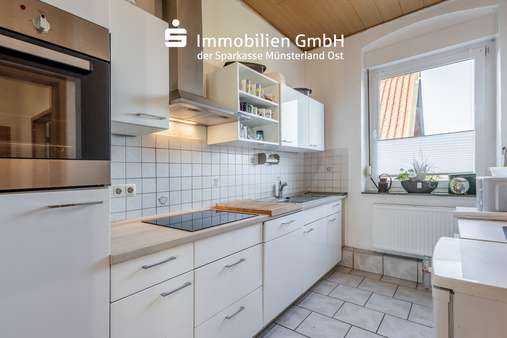 Küche im Erdgeschoss - Zweifamilienhaus in 59227 Ahlen mit 111m² kaufen