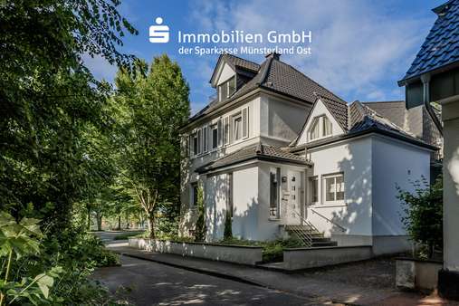 Nord-Ostansicht Nord-Ostansicht - Zweifamilienhaus in 59302 Oelde mit 152m² kaufen