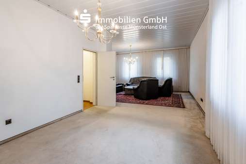 Wohn- und Essbereich im Erdgeschoss Wohn- und Essbereich im Erdgeschoss - Zweifamilienhaus in 59302 Oelde mit 152m² kaufen