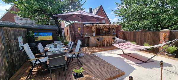 Terrasse und "Tiki-Bar" - Dachgeschosswohnung in 48282 Emsdetten mit 77m² günstig kaufen