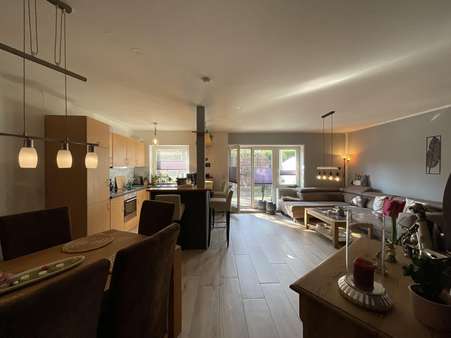Wohn-/Essbereich mit offener Küche - Erdgeschosswohnung in 49525 Lengerich mit 73m² kaufen