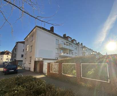 Blick von der Straße - Mehrfamilienhaus in 49080 Osnabrück mit 530m² günstig kaufen
