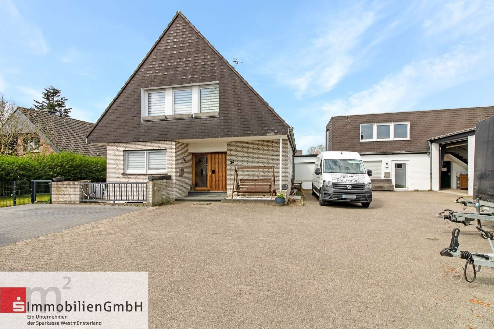 Wohnhaus mit Gewerbehalle Wohnhaus mit Gewerbehalle - Werkstatt in 48249 Dülmen mit 144m² kaufen