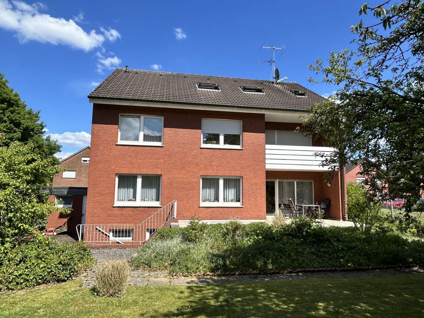 Gartenansicht - Zweifamilienhaus in 59348 Lüdinghausen mit 186m² kaufen