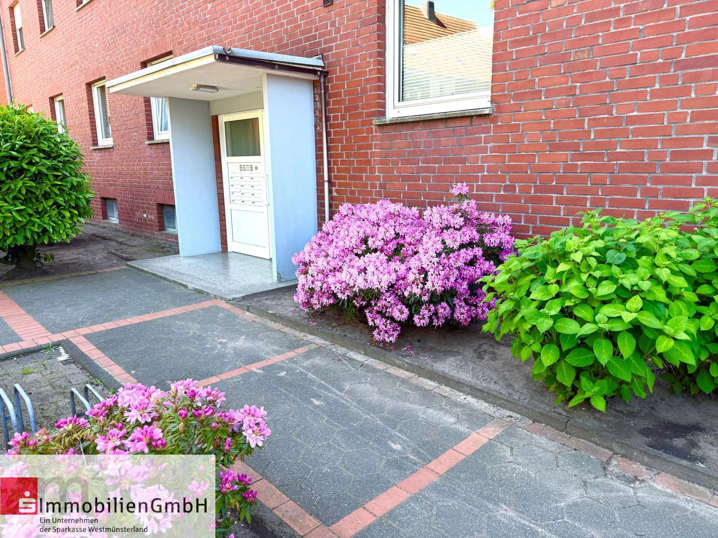 Hauseingang - Etagenwohnung in 48249 Dülmen mit 91m² kaufen