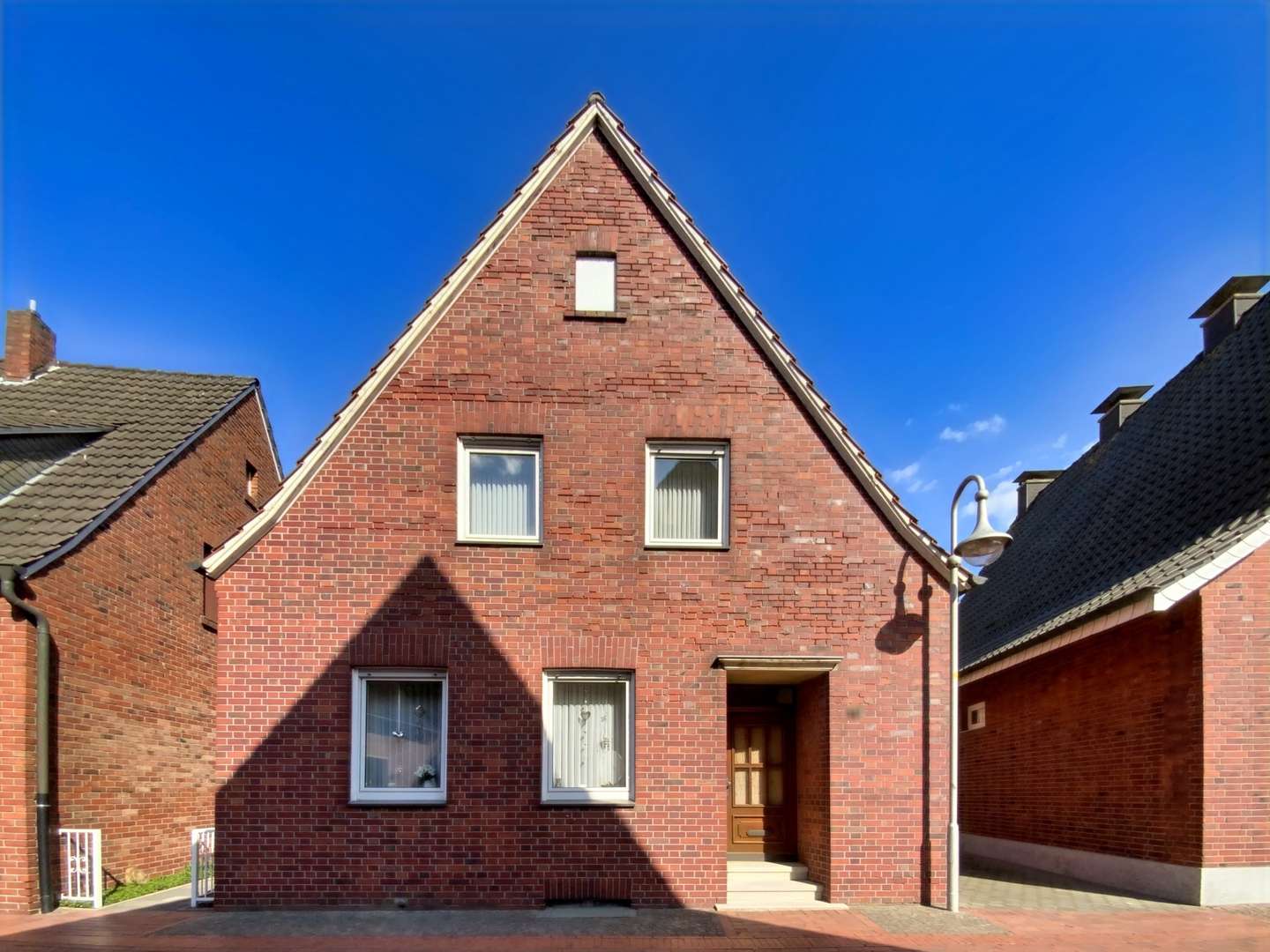 Straßenansicht - Einfamilienhaus in 48703 Stadtlohn mit 112m² kaufen
