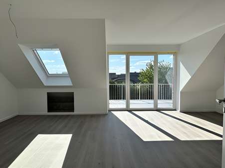 Blick Esszimmer und offene Küche Blick Esszimmer und offene Küche - Maisonette-Wohnung in 59399 Olfen mit 88m² mieten