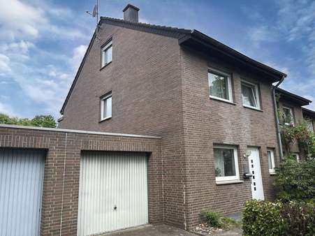 Front - Reihenendhaus in 48599 Gronau mit 125m² kaufen